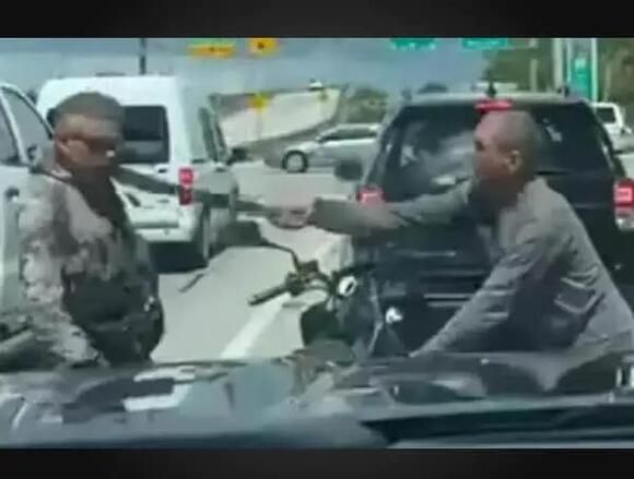 Featured image for Machete Wielding Road Rage Perp... Please Avoid, Escape, Defend
