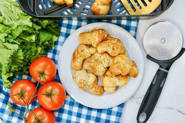 Pizza Night Treats Breadsticks or Garlic Knots